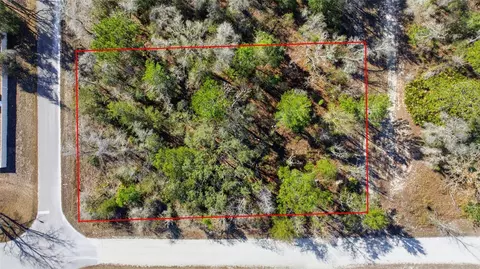 12217 House Finch Rd, Weeki Wachee, FL 34614