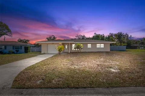 1339 Buckingham Dr, Clearwater, FL 33756