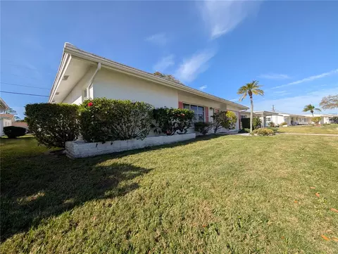 9946 39th Way N, Pinellas Park, FL 33782