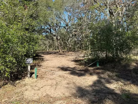 131 W Massachusetts St, Hernando, FL 34442 photo 1