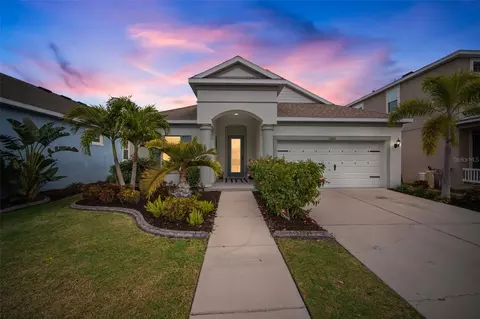 5223 Admiral Pointe Dr, Apollo Beach, FL 33572