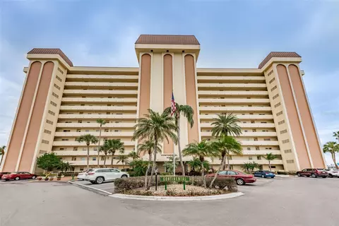4775 Cove Cir #904, Saint Petersburg, FL 33708