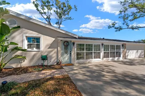 8644 May Cir, Tampa, FL 33614