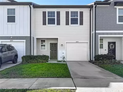 6221 Bucket Ct, Gibsonton, FL 33534