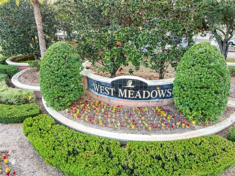 19128 Lake Audubon Dr, Tampa, FL 33647