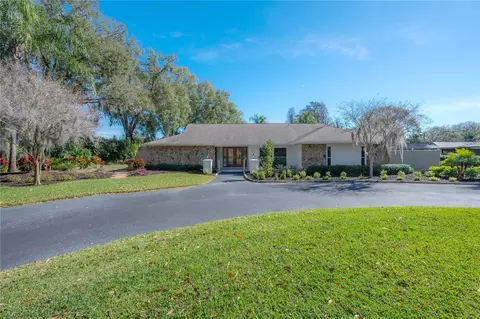 18503 Turtle Dr, Lutz, FL 33548