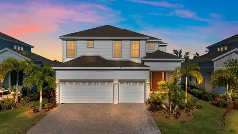 933 Signet Dr, Apollo Beach, FL 33572
