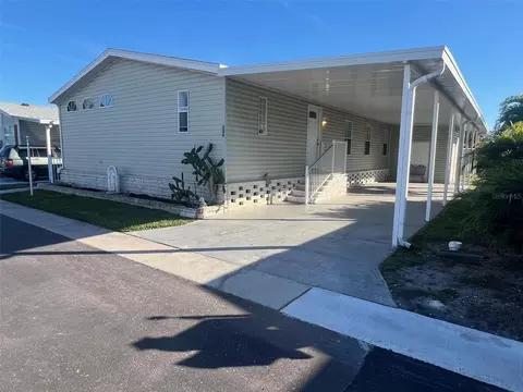 11300 124th Ave #136, Largo, FL 33778