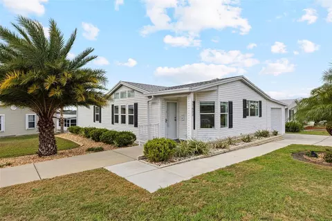 37652 New Horizons Blvd, Zephyrhills, FL 33541