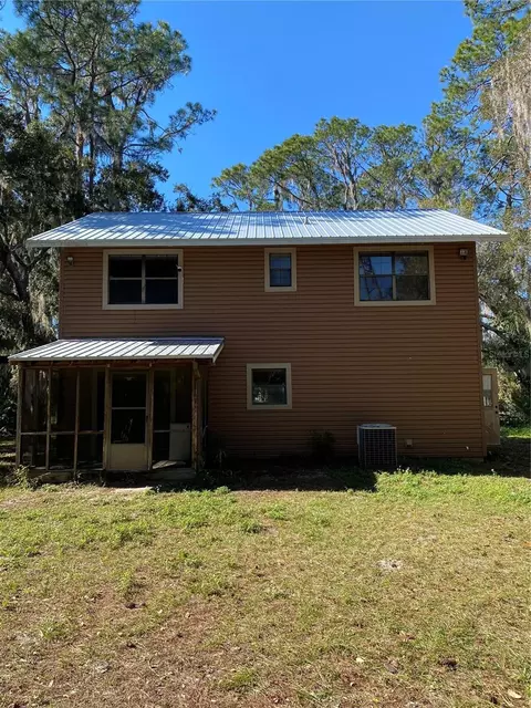 31018 Cove Rd, Tavares, FL 32778