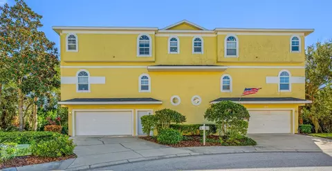 463 Bayou Village Dr, Tarpon Springs, FL 34689