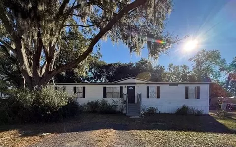 3431 Maple Dr, Mulberry, FL 33860