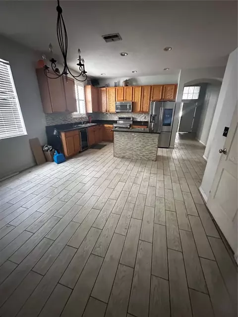 403 Thicket Crest Rd, Seffner, FL 33584 photo 8