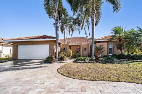 1926 Montana Ave NE, Saint Petersburg, FL 33703