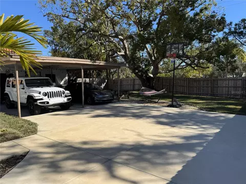 Exterior - 1863 Pasadena Dr, Dunedin, FL 34698 photo 1 of 5