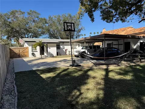 Exterior - 1863 Pasadena Dr, Dunedin, FL 34698 photo 2 of 5