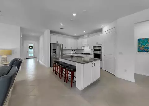 Kitchen - 14115 Hammock Crest Way, Riverview, FL 33569 photo 1 of 4