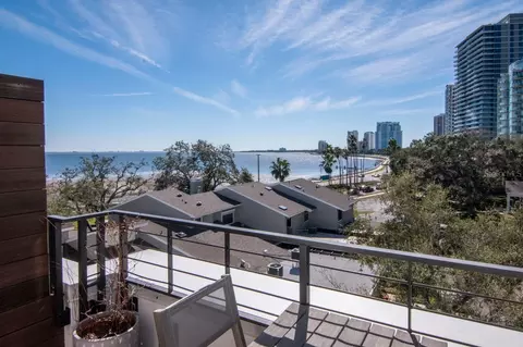 2810 W Barcelona St, Tampa, FL 33629