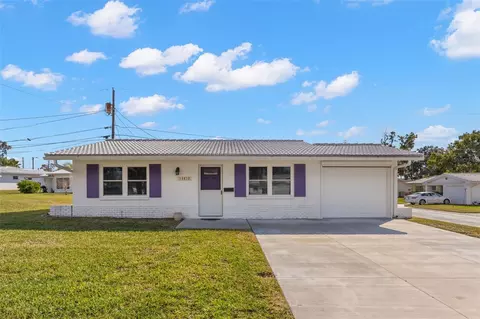 14038 94th Pl, Seminole, FL 33776