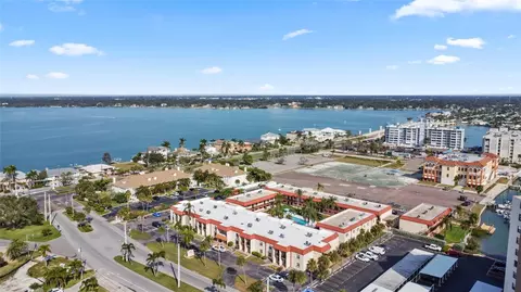 10365 Paradise Blvd #22, Treasure Island, FL 33706