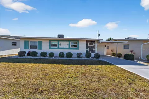 1512 Chevy Chase Dr, Sun City Center, FL 33573