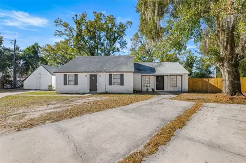 1403 College Park Ln, Tampa, FL 33612