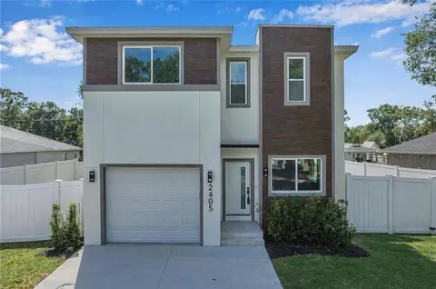 2405 S 69th St, Tampa, FL 33619