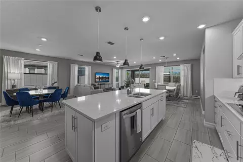 Kitchen - 7430 Pool Compass Loop, Wesley Chapel, FL 33545 photo 8 of 9