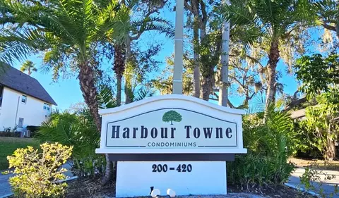 310 Bayshore Blvd #104, Clearwater, FL 33759