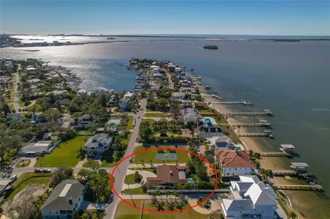 272 Shore Dr, Palm Harbor, FL 34683