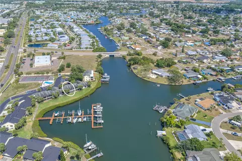 View/Area - 614 Yardarm Dr #7, Apollo Beach, FL 33572 photo 6 of 9