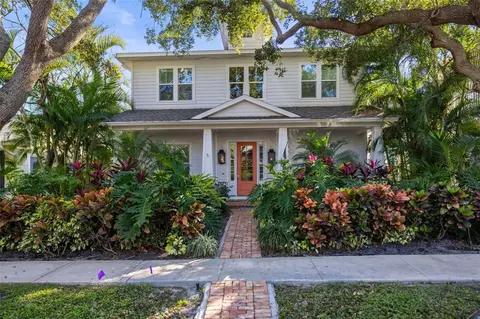 158 21st Ave N, Saint Petersburg, FL 33704