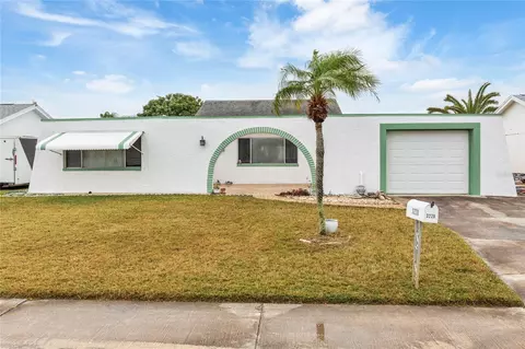 3228 Rock Valley Dr, Holiday, FL 34691