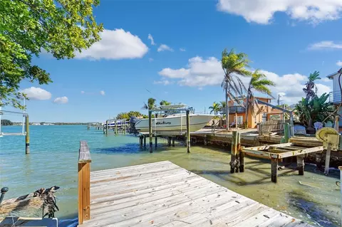 14555 N Bayshore Dr, Madeira Beach, FL 33708