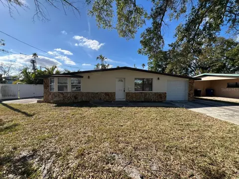 4118 Carson St NE, Saint Petersburg, FL 33703