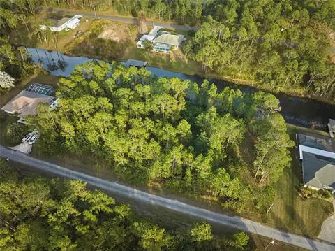 28 And 30 Amaryllis Dr, Indian Lake Estates, FL 33855