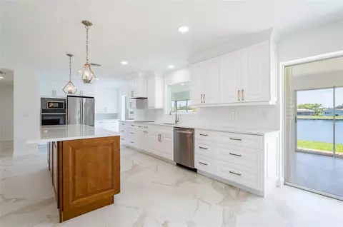 Other - 13797 Pinecrest Dr, Largo, FL 33774 photo 6 of 20