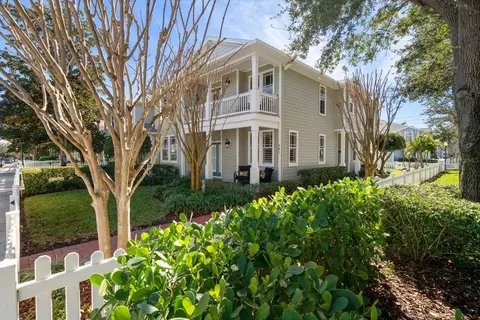 291 1st Ave SW, Largo, FL 33770