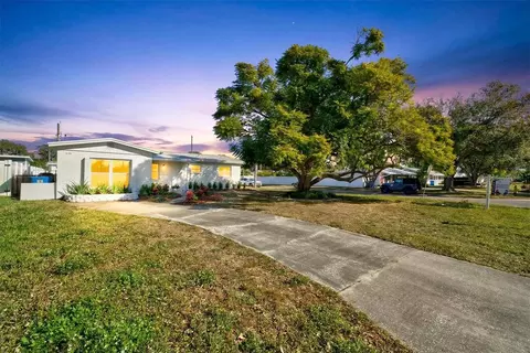 5701 14th Ave N, Saint Petersburg, FL 33710