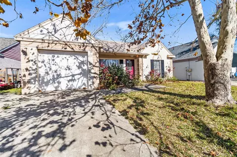 7401 121st Ter, Largo, FL 33773