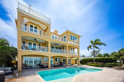 306 Harbor Dr, Indian Rocks Beach, FL 33785