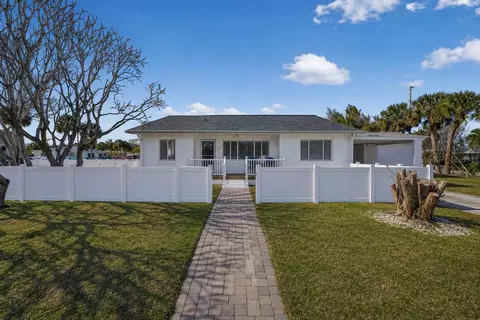 292 42nd Ave, Saint Pete Beach, FL 33706