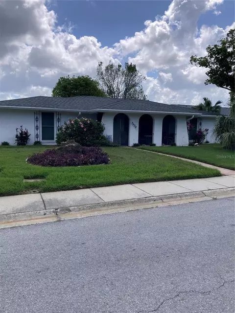 7628 Valley Ct, New Port Richey, FL 34653