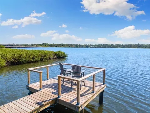 826 Christina Cir, Oldsmar, FL 34677