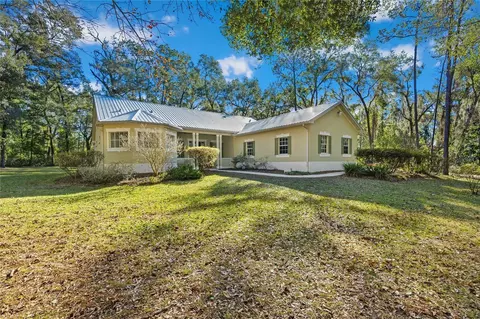 34106 Trilby Rd, Dade City, FL 33523