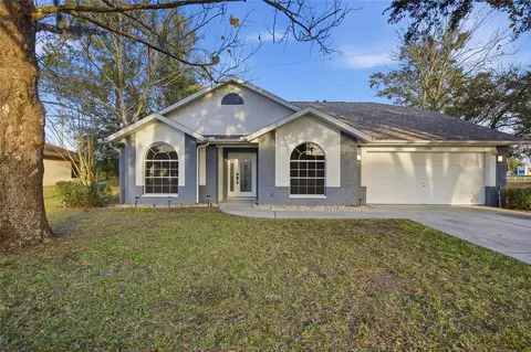 6302 Silver Oaks Dr, Zephyrhills, FL 33542