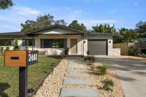2602 47th St S, Gulfport, FL 33711