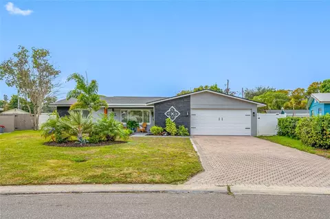 6377 15th St S, Saint Petersburg, FL 33705