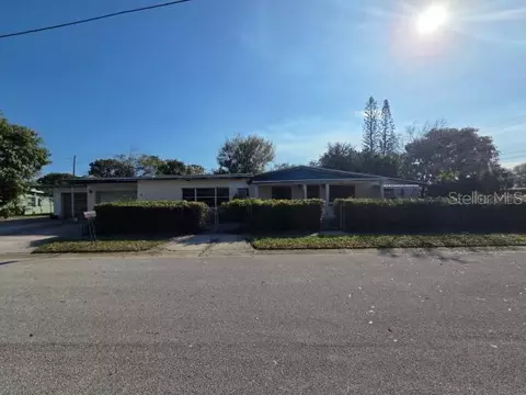 1301 Baker Dr, Melbourne, FL 32901 photo 1