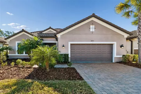 8723 Sorano Villa Dr, Tampa, FL 33647
